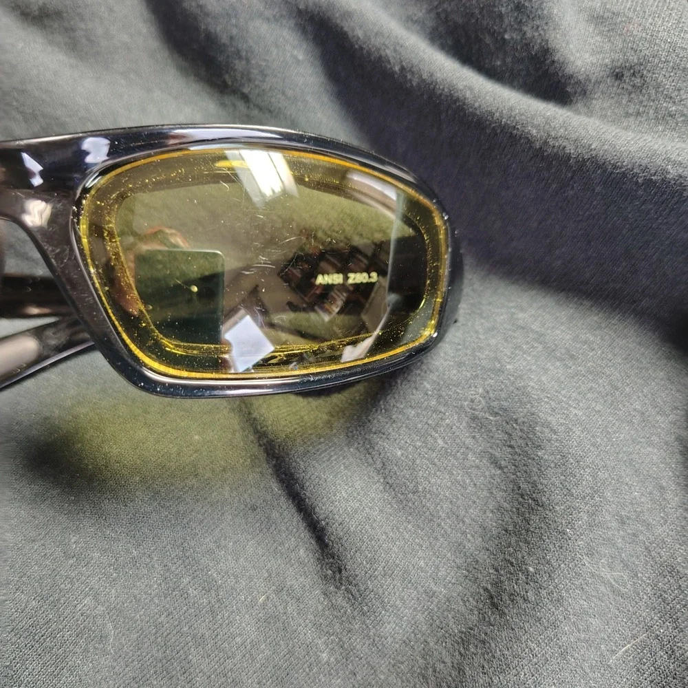 Bell Spark Sunglasses Black Yellow Tinted Padded Cycling Moto Nighttime